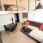 Daire Perla Duplex - No Better Location In *